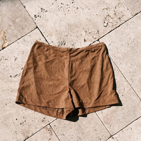 Mimi Chica Pants - Suede Cute Brown Zip-Up Shorts